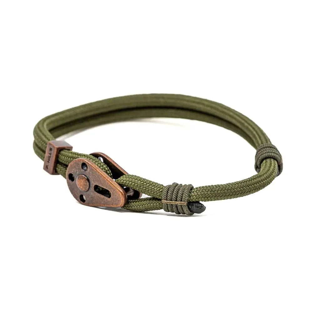 Bracelet ajustable Mesa Verde en cordon vert olive avec poulie cuivrée, fabriqué en France