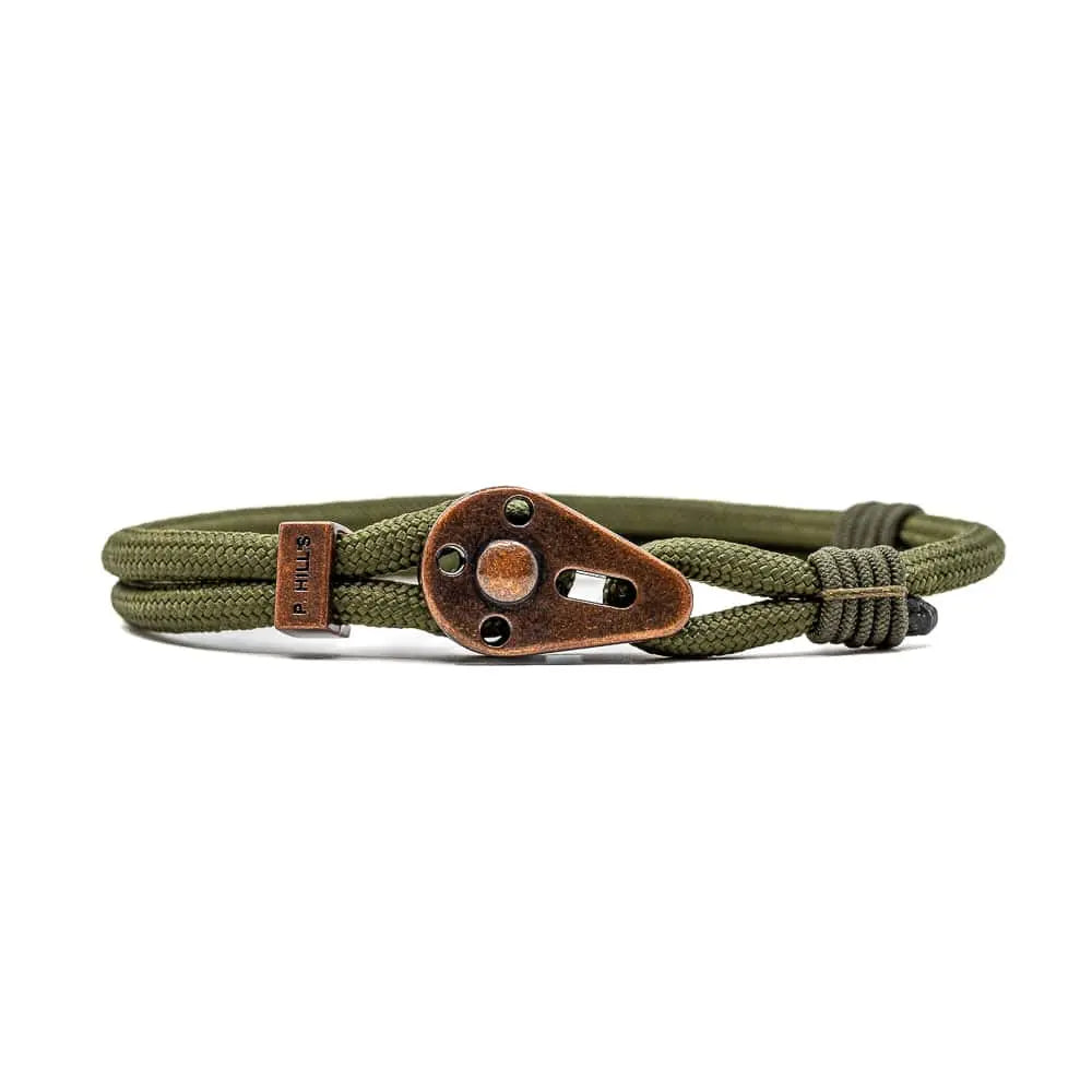 Bracelet ajustable Mesa Verde en cordon vert olive avec poulie cuivrée, fabriqué en France